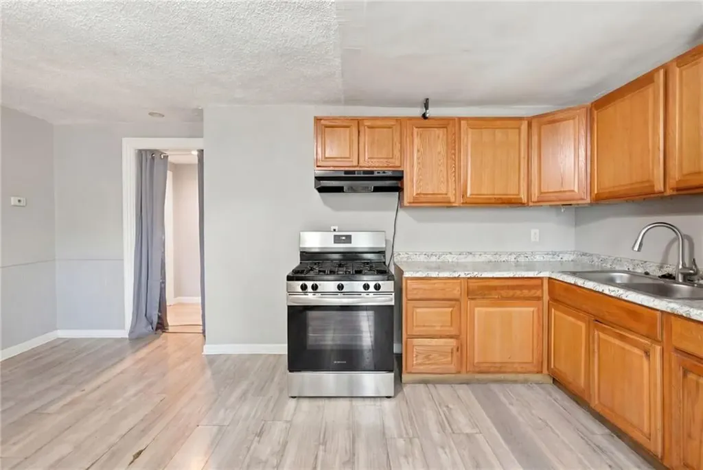 21 Sackett Street Providence RI 02907