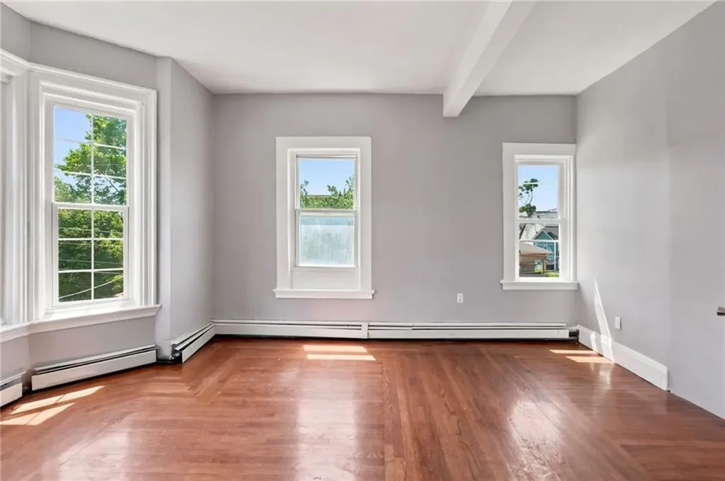 21 Sackett Street Providence RI 02907