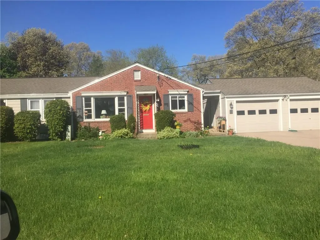 11 Rutherford Court Warwick RI 02886