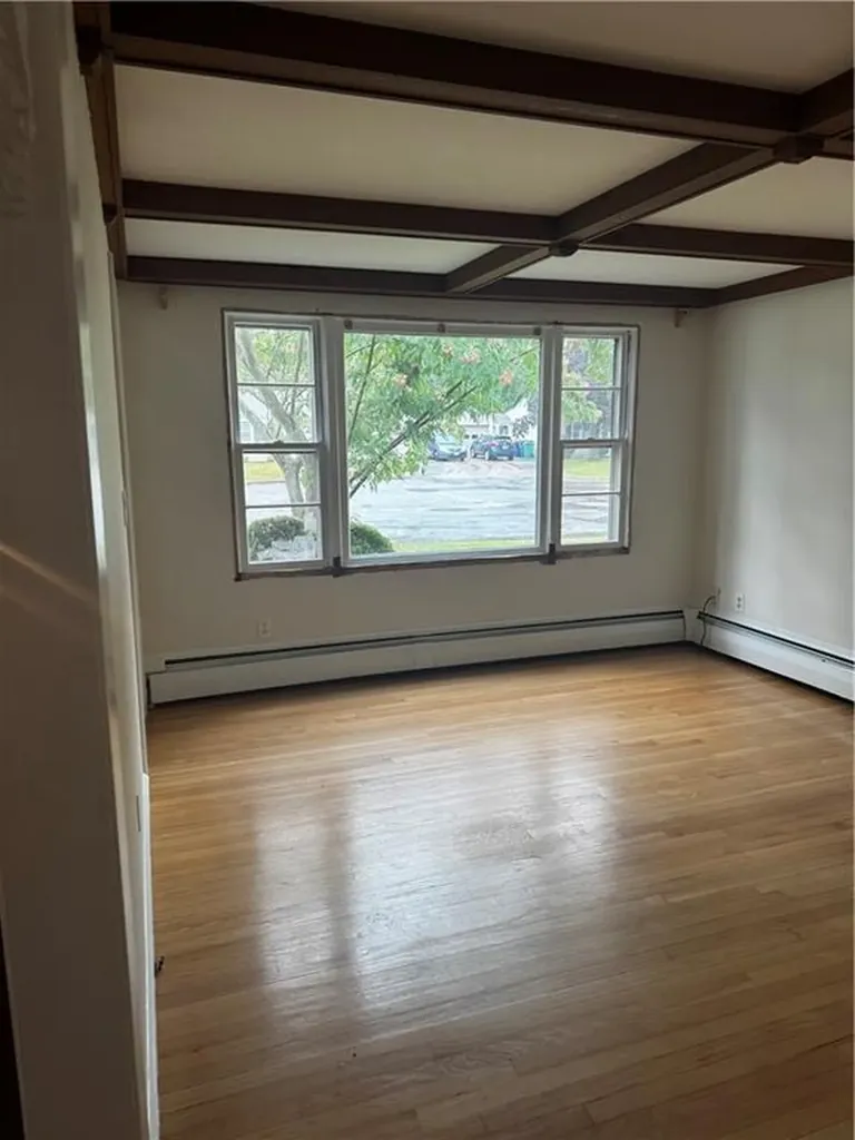 11 Rutherford Court Warwick RI 02886