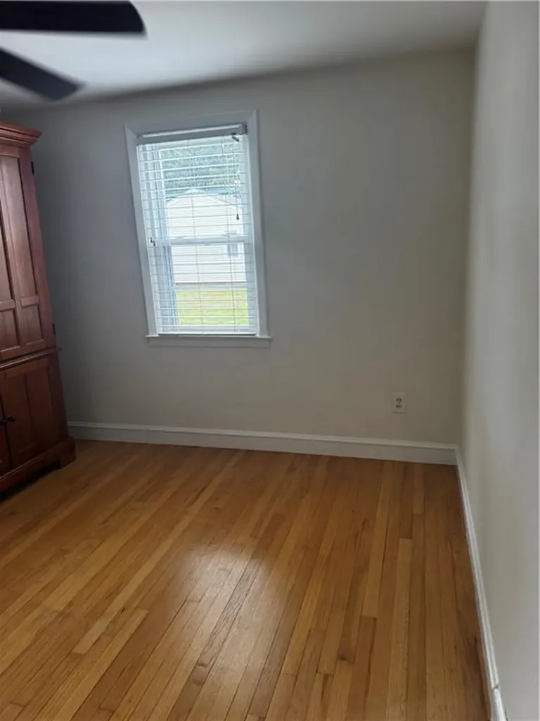 11 Rutherford Court Warwick RI 02886