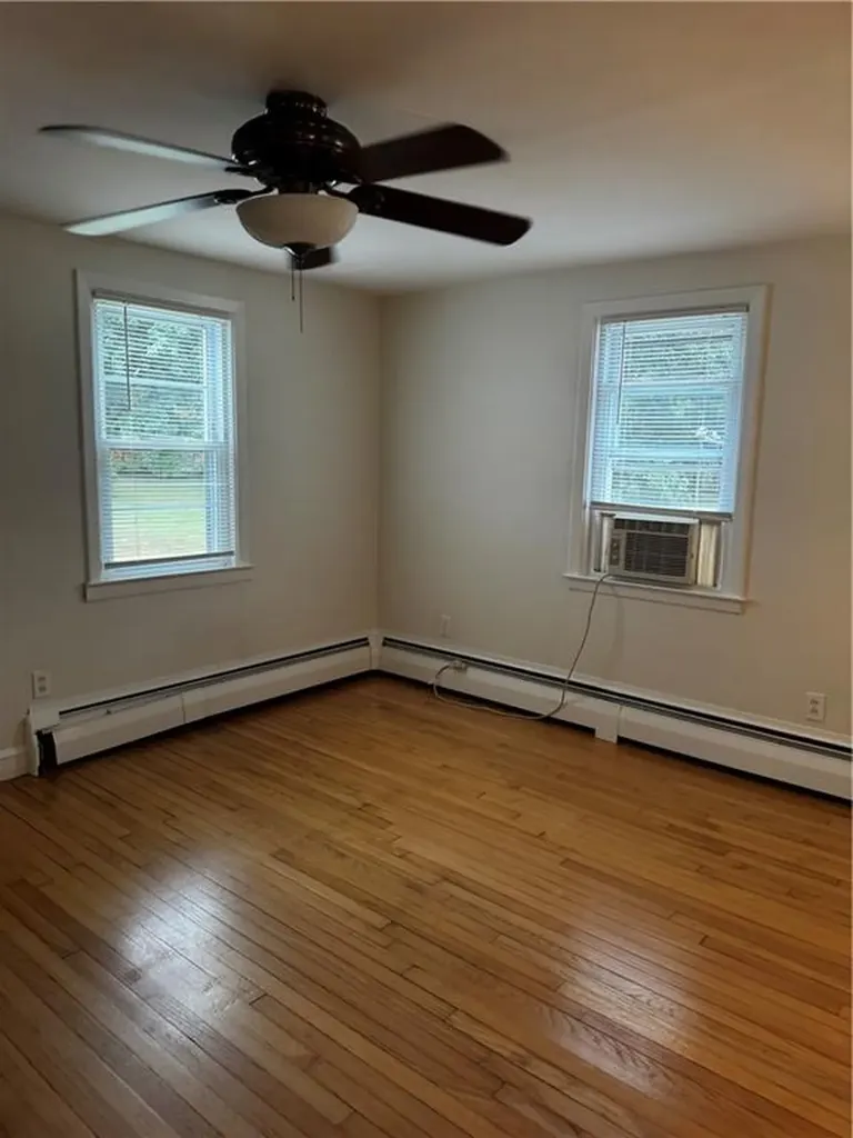 11 Rutherford Court Warwick RI 02886