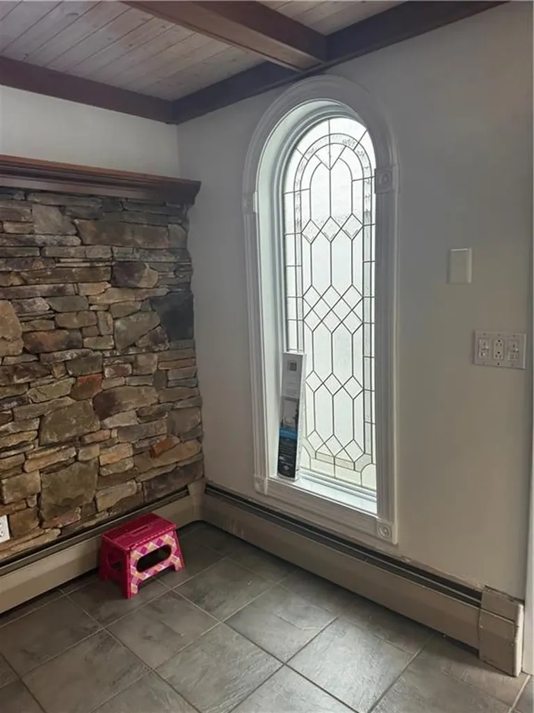 11 Rutherford Court Warwick RI 02886