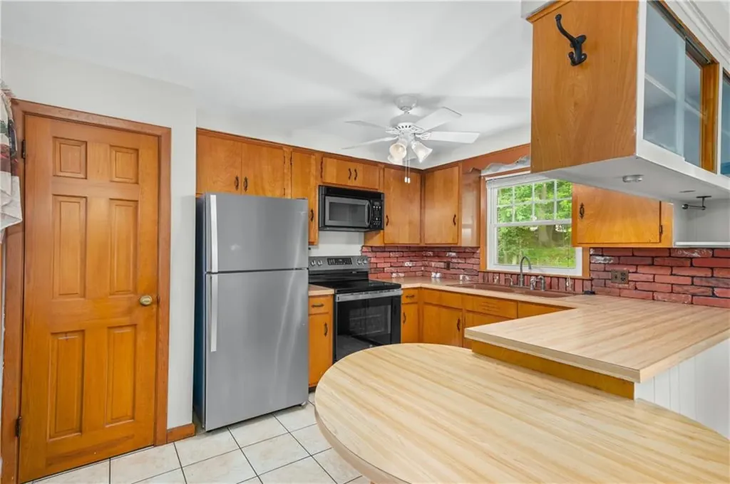 51 Ambrose Street North Providence RI 02904
