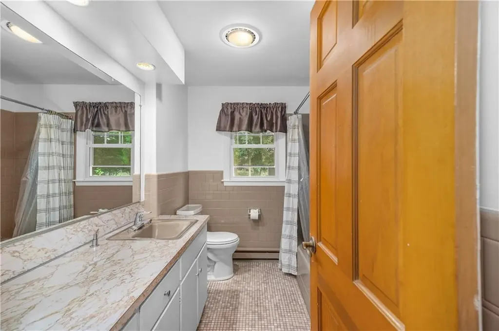 51 Ambrose Street North Providence RI 02904