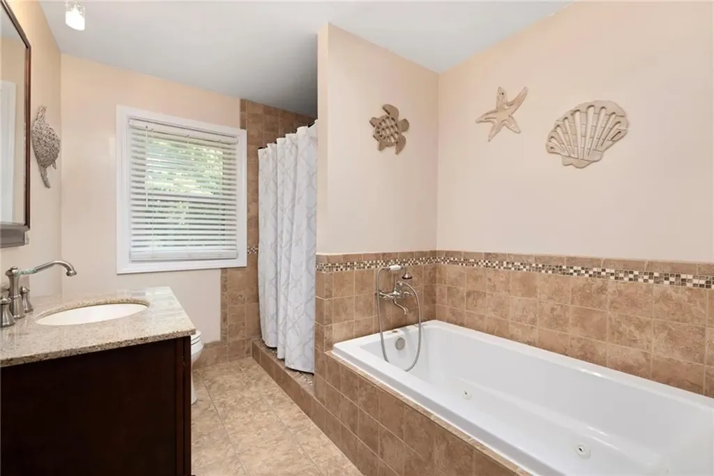 5443 Post Road Charlestown RI 02813