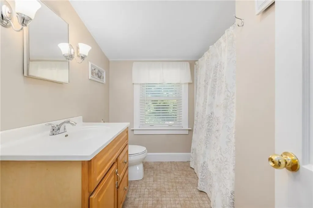 5443 Post Road Charlestown RI 02813