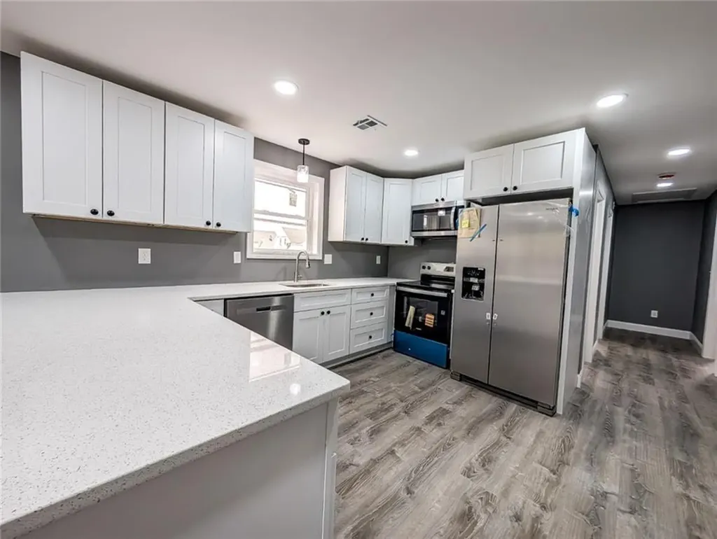 139 Benedict Street Providence RI 02909
