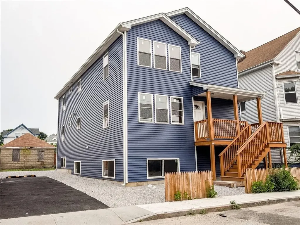139 Benedict Street Providence RI 02909