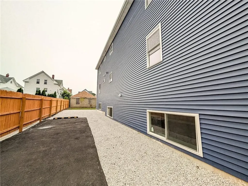 139 Benedict Street Providence RI 02909