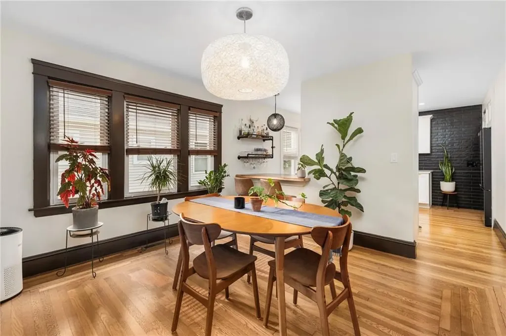 76 Myrtle Avenue Cranston RI 02910