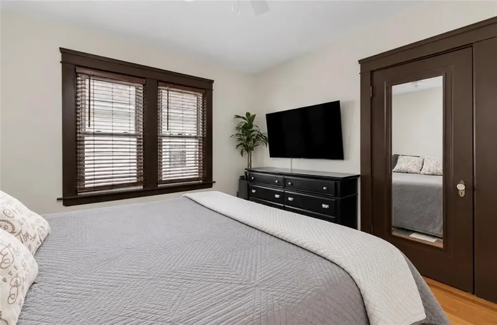 76 Myrtle Avenue Cranston RI 02910