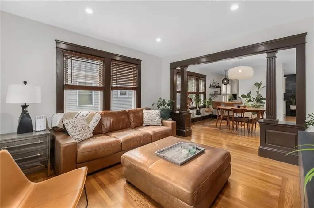 76 Myrtle Avenue Cranston RI 02910