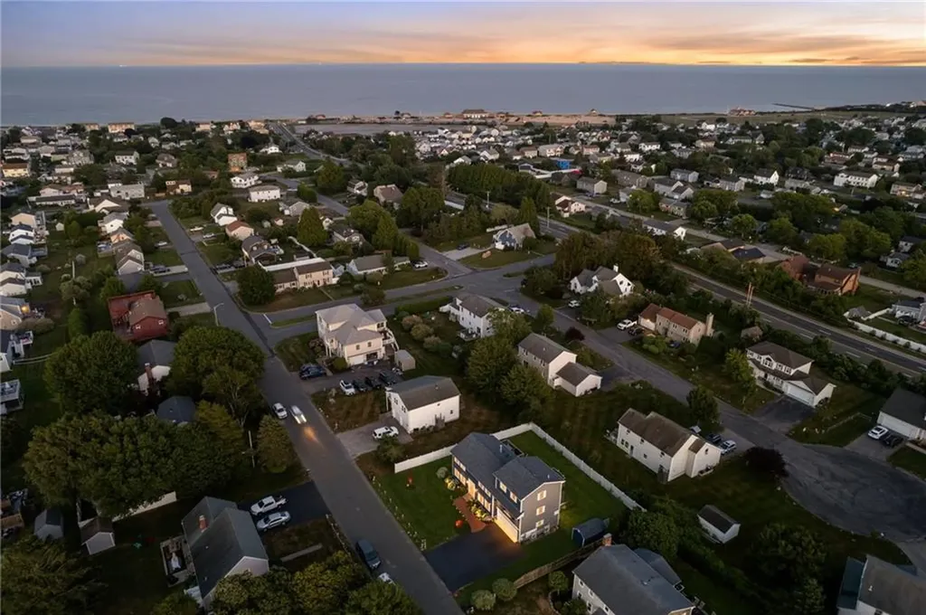 46 Exeter Boulevard Narragansett RI 02882
