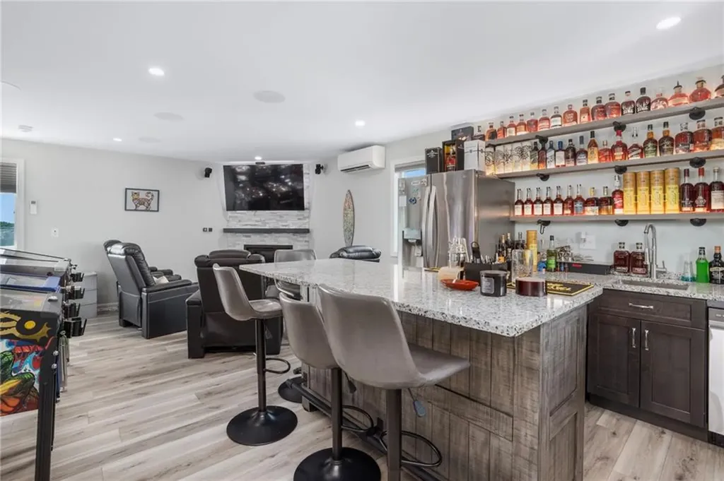 46 Exeter Boulevard Narragansett RI 02882