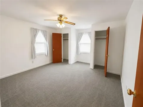 16 Sandra Drive North Kingstown RI 02852