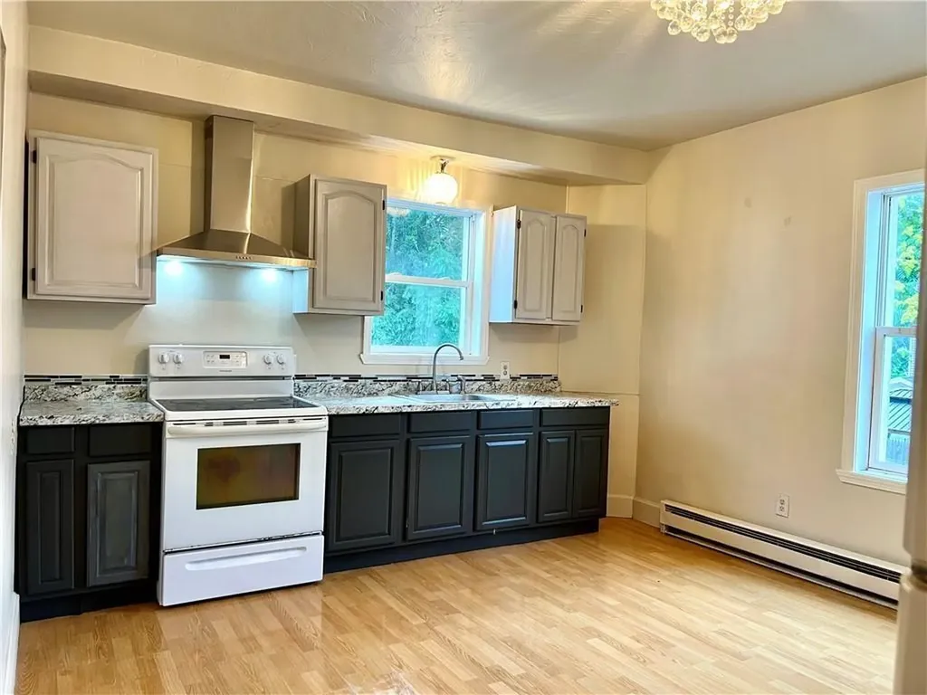 887 Branch Avenue Providence RI 02904