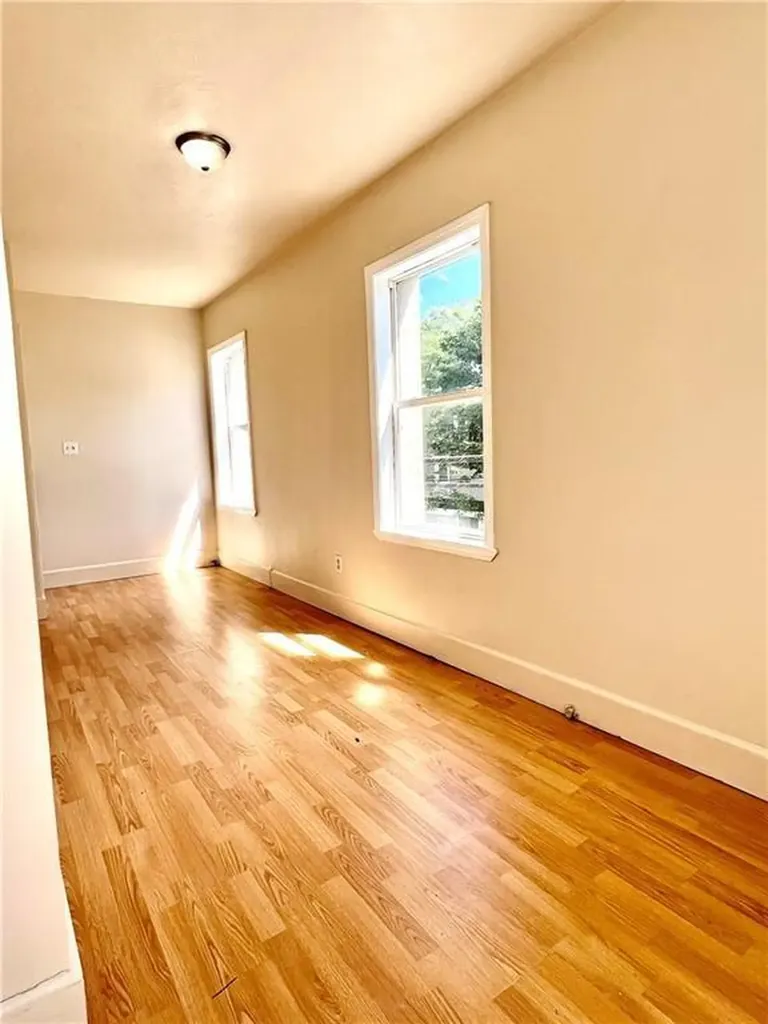 887 Branch Avenue Providence RI 02904