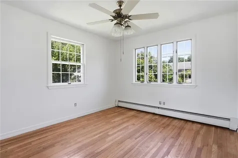 22 Hatfield Street North Kingstown RI 02852