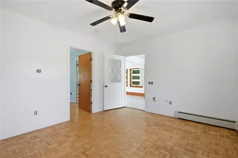 22 Hatfield Street North Kingstown RI 02852