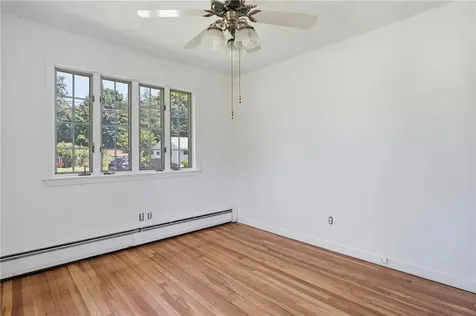 22 Hatfield Street North Kingstown RI 02852
