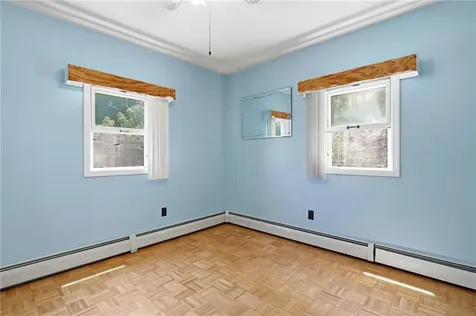 22 Hatfield Street North Kingstown RI 02852
