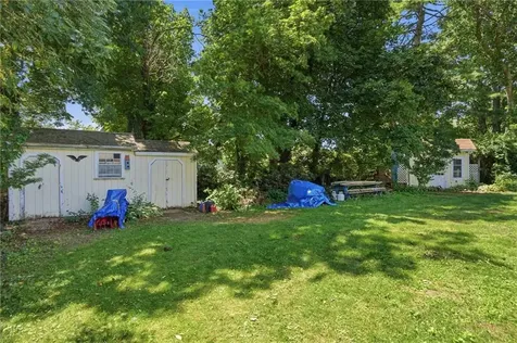 22 Hatfield Street North Kingstown RI 02852