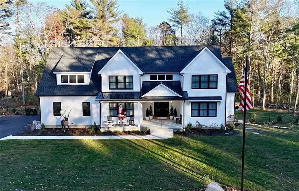 6 William Nichols Road West Greenwich RI 02817