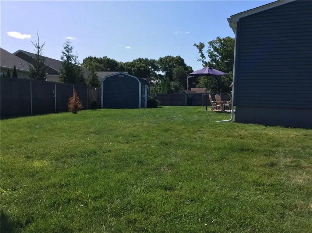 18 Mellon Road Warwick RI 02889
