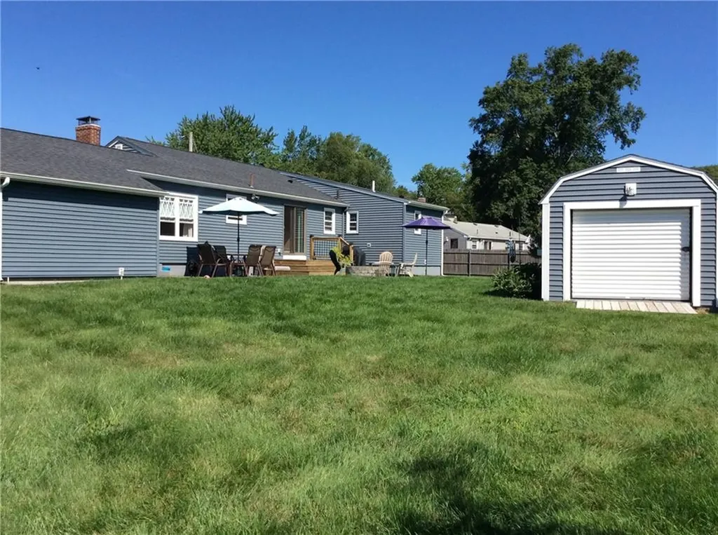18 Mellon Road Warwick RI 02889