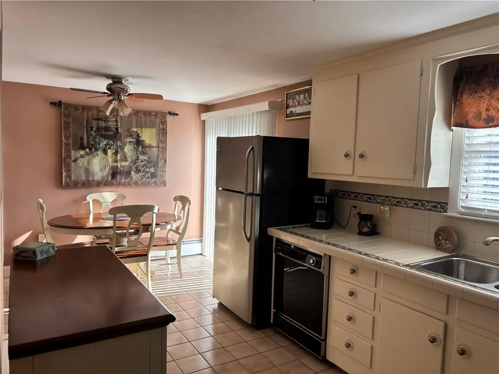 18 Mellon Road Warwick RI 02889