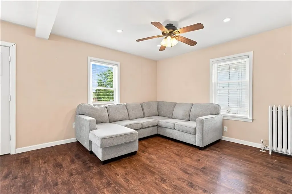 82 Dyer Avenue East Providence RI 02919