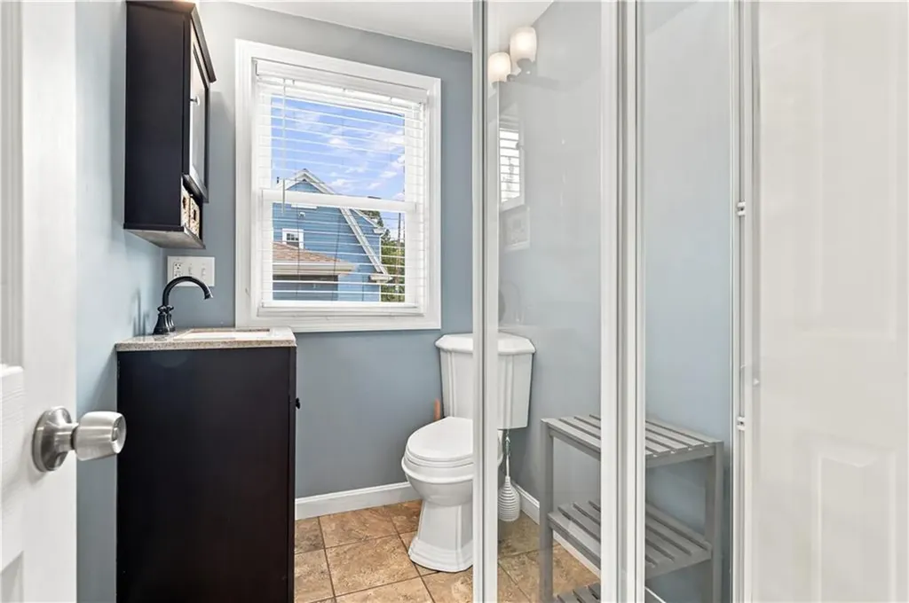 82 Dyer Avenue East Providence RI 02919