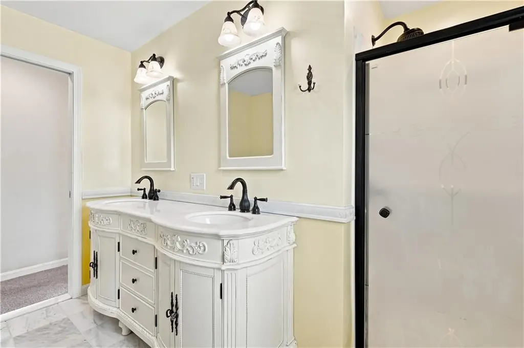 82 Dyer Avenue East Providence RI 02919