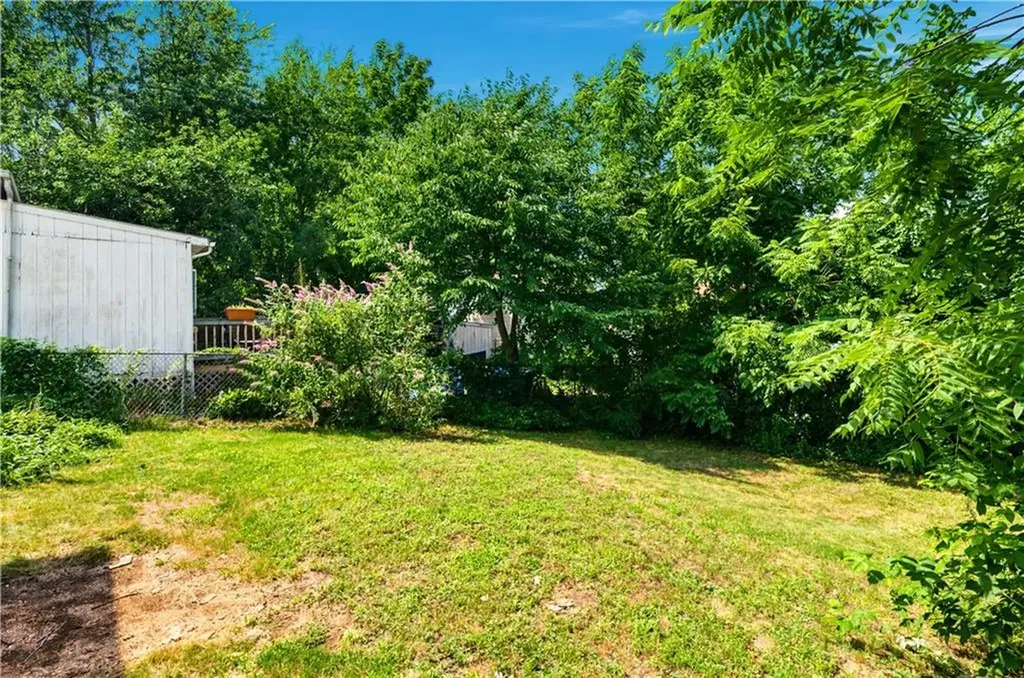 82 Dyer Avenue East Providence RI 02919