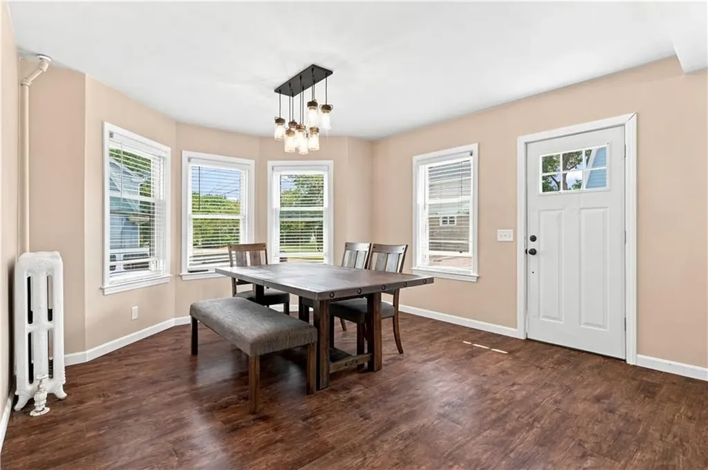 82 Dyer Avenue East Providence RI 02919