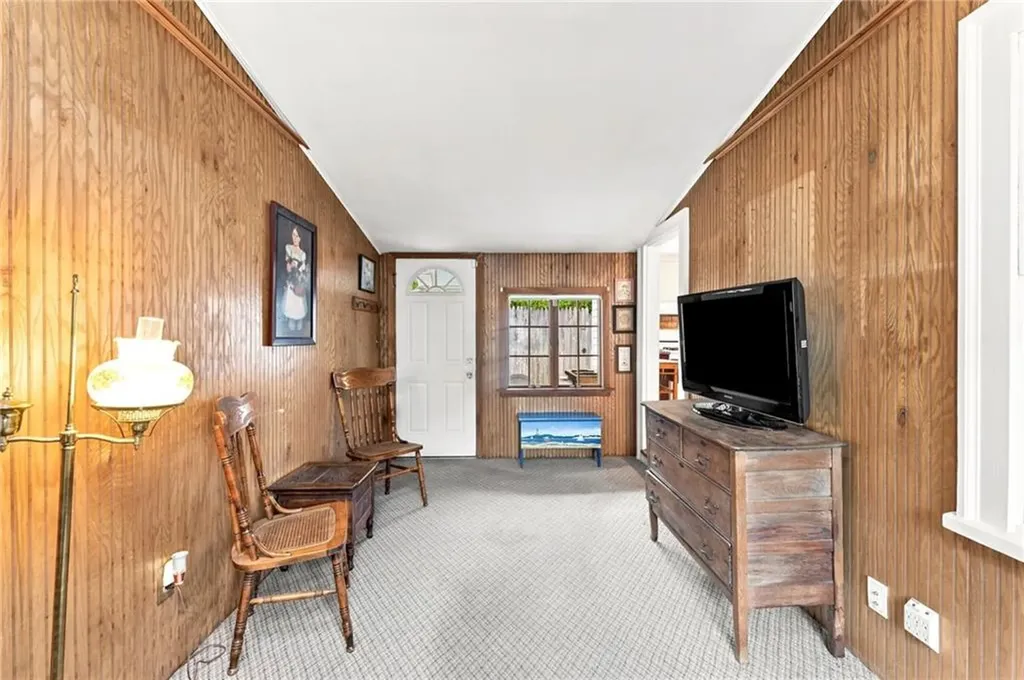 48 Fairway Drive Cranston RI 02920