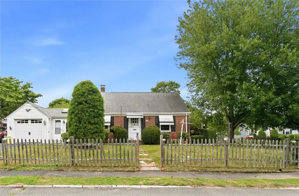 48 Fairway Drive Cranston RI 02920