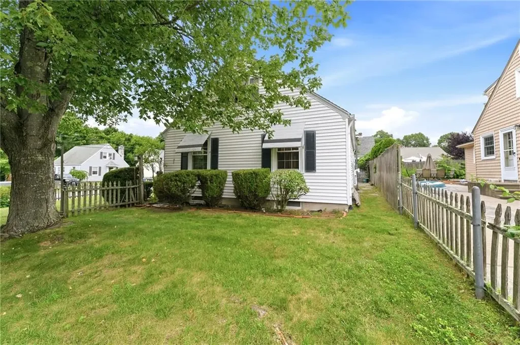 48 Fairway Drive Cranston RI 02920