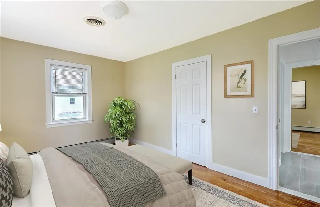 247 Grosvenor Avenue North Providence RI 02904