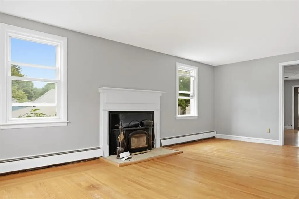 12 Buttonwood Drive Cranston RI 02920