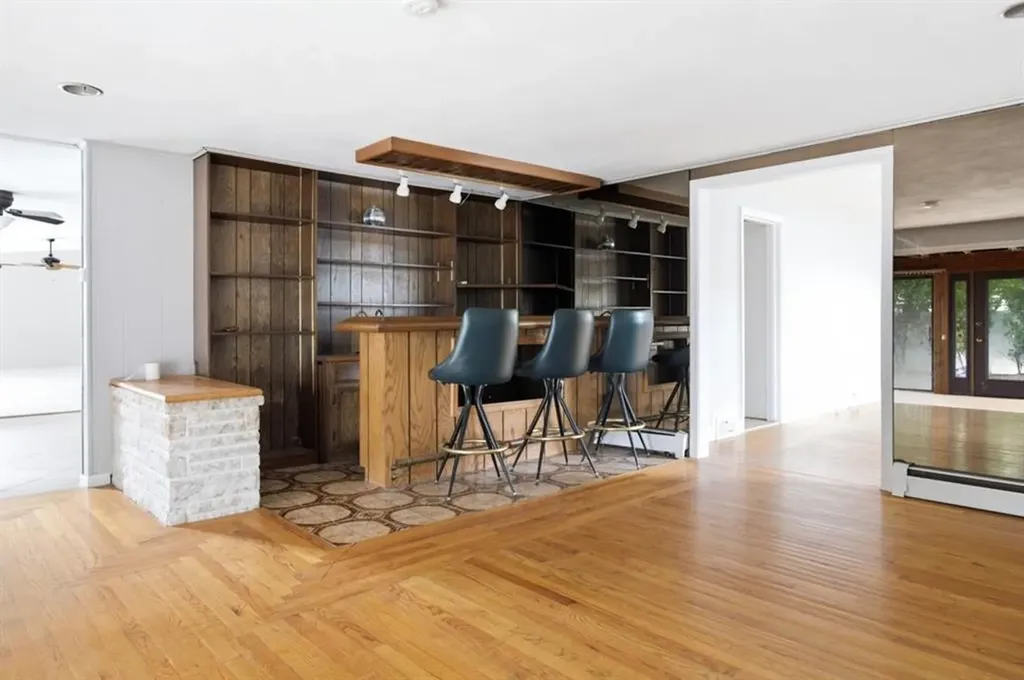 12 Buttonwood Drive Cranston RI 02920