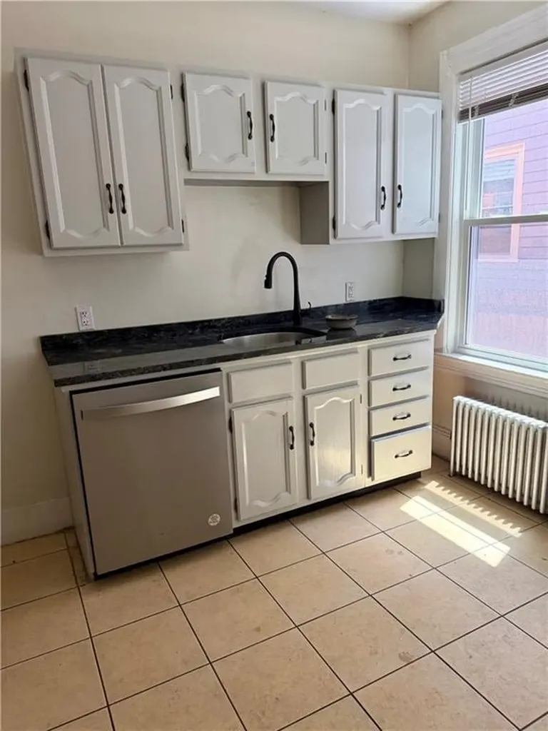 552 Hope Street Providence RI 02906
