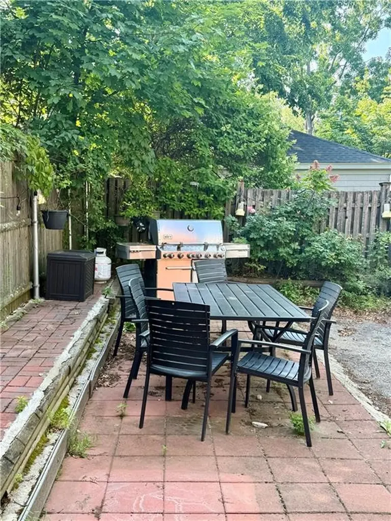 552 Hope Street Providence RI 02906