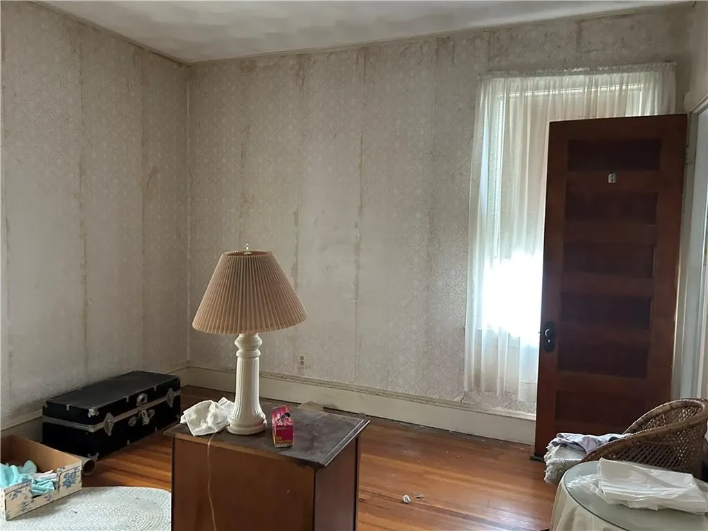 209 Webster Avenue Providence RI 02909