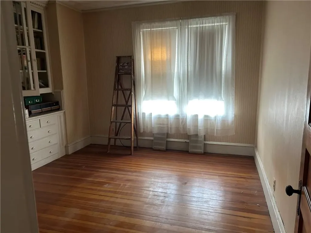 209 Webster Avenue Providence RI 02909