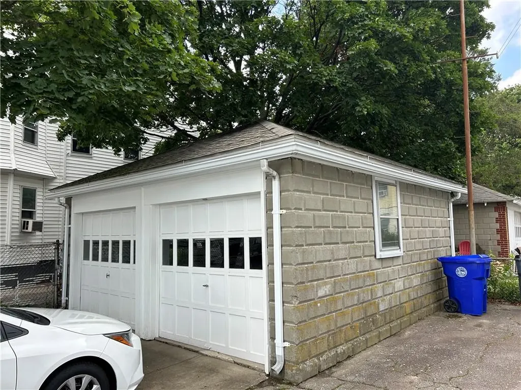 209 Webster Avenue Providence RI 02909