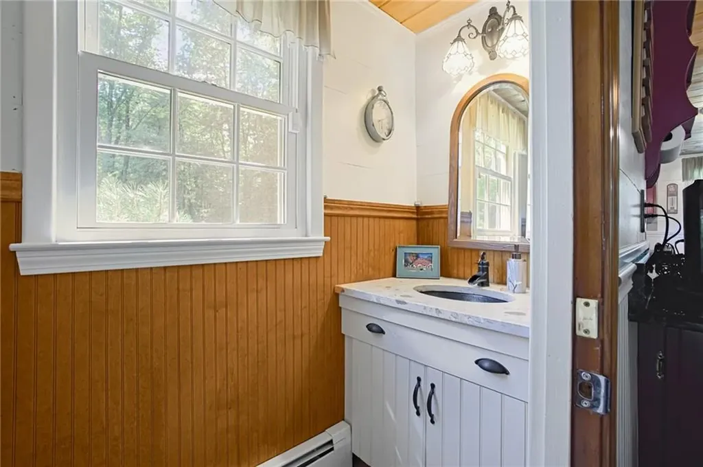 22 Burgess Road Foster RI 02825