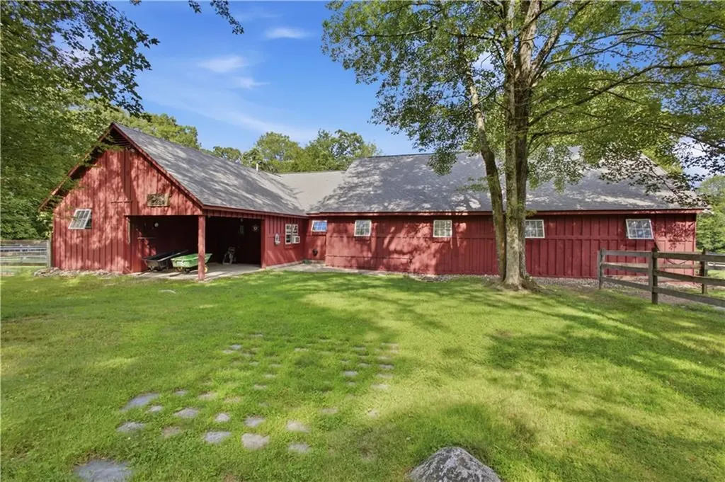 22 Burgess Road Foster RI 02825