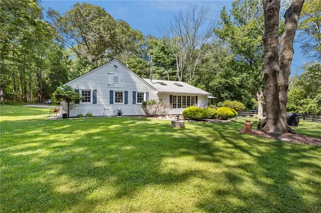 22 Burgess Road Foster RI 02825
